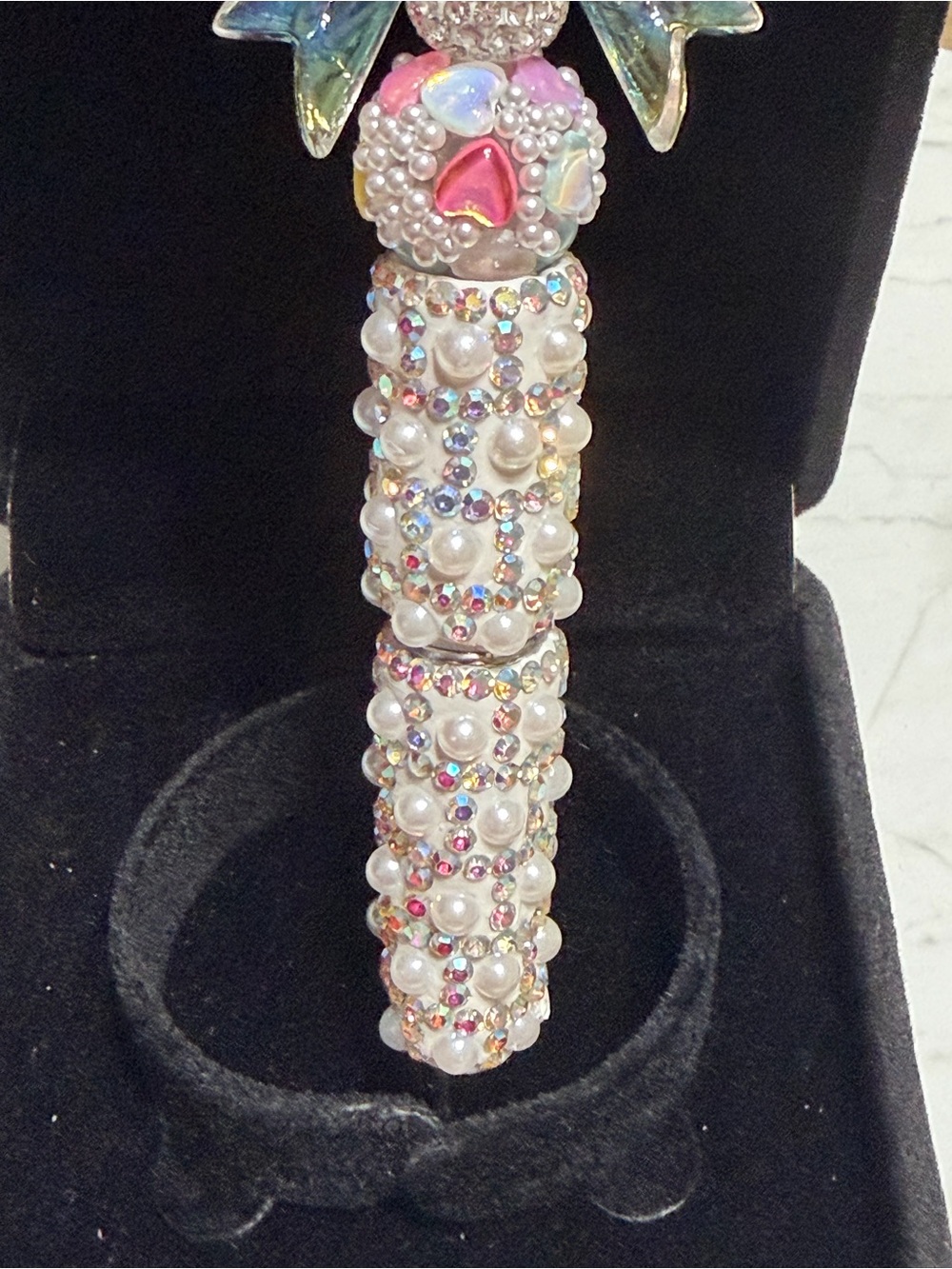 Handcrafted Rhinestone Beaded Pen - Picture 3 of 3